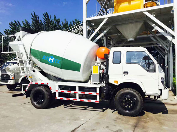 6m3 mini concrete mixer truck