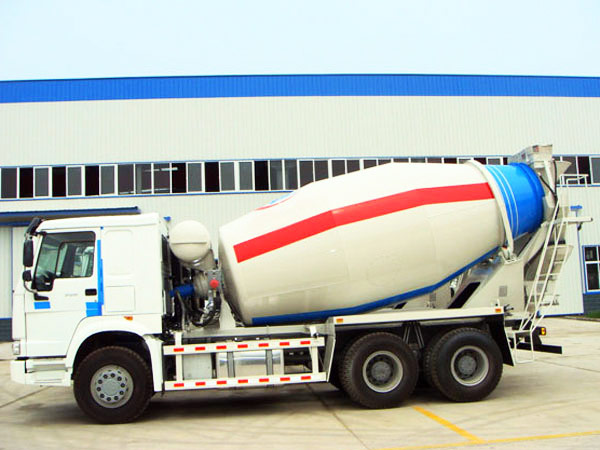 mobile concrete mixer truck